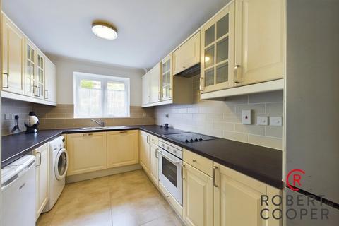 2 bedroom apartment for sale, Winslow Close, Pinner, HA5