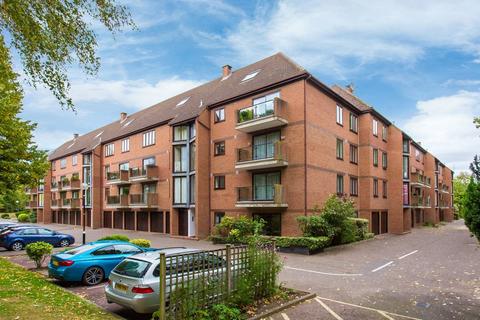 2 bedroom apartment for sale, Winslow Close, Pinner, HA5