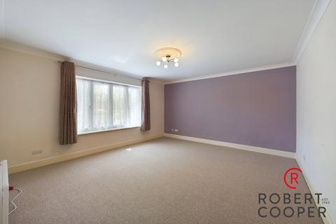 2 bedroom apartment for sale, Winslow Close, Pinner, HA5