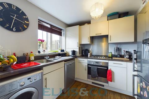 59 Halcrow Avenue, Dartford, DA1 5FX