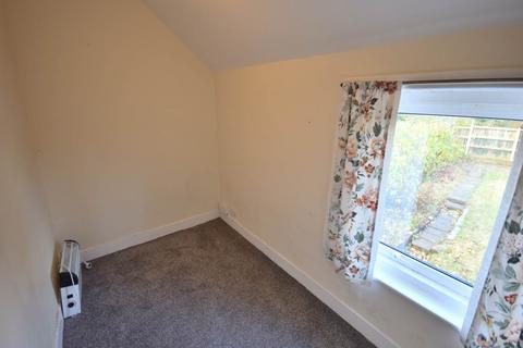 2 bedroom terraced house to rent, Deva Terrace, Farndon, Chester