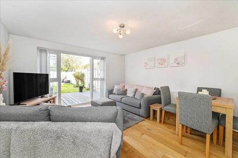 3 bedroom townhouse for sale, Howerts Close, Warsash