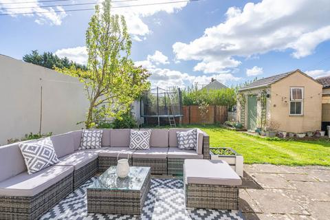 Hawthorn View Luckington Road, Acton Turville, Badminton, GL9 1HG