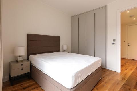 3 bedroom apartment to rent, Sugar House Lane London E15