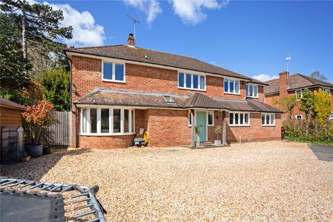 Abbotts Close, Winchester, Hampshire, SO23