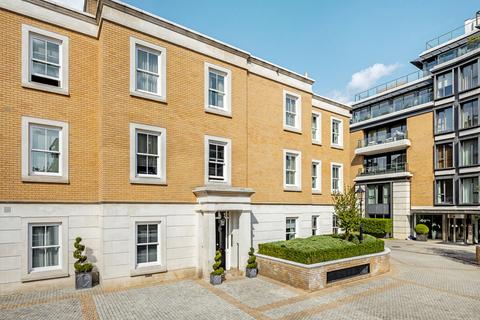 2 bedroom apartment to rent, Wycombe Square, London, W8