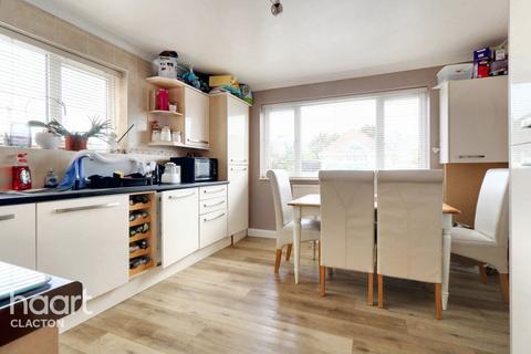 2 bedroom semi-detached house for sale, Chilburn Road, Clacton-On-Sea