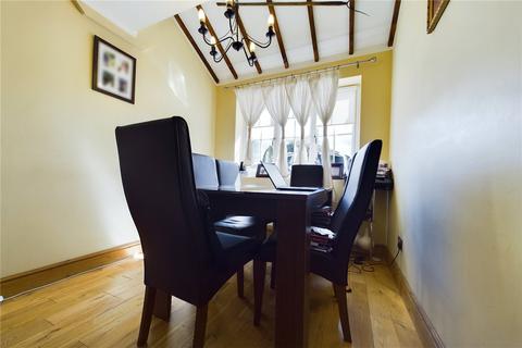 1 Combe Road, Tilehurst, Reading, RG30 4LS