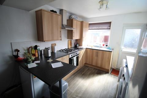 3 bedroom end of terrace house for sale, Levine Avenue, Blackpool FY4