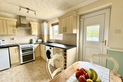 87 Brookfield View, Cleckheaton, BD19 4ES