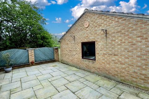 87 Brookfield View, Cleckheaton, BD19 4ES