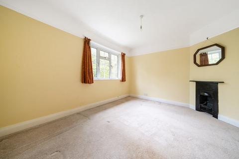 13 Fenns Lane, West End, Woking, GU24 9QF