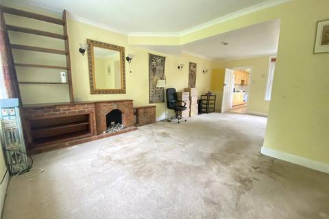 13 Fenns Lane, West End, Woking, GU24 9QF