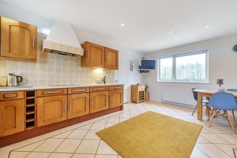 3 Brougham Avenue, Brougham, Penrith, CA10 2DD