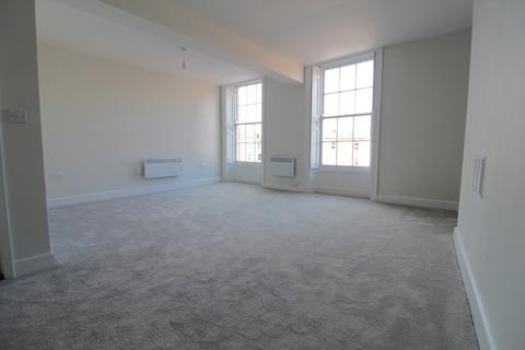 2 bedroom flat to rent, Market Street, Gainsborough