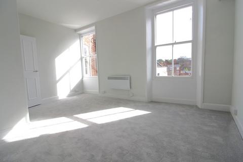 2 bedroom flat to rent, Market Street, Gainsborough