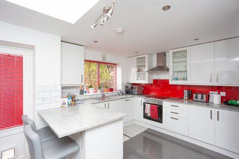 3 bedroom semi-detached house for sale, North Western Avenue, Watford, Hertfordshire, WD25