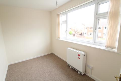 2 bedroom flat to rent, Kirk Close , Chilwell