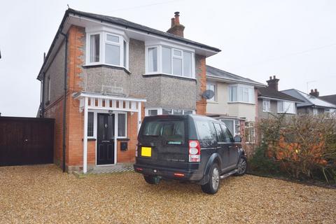3 bedroom detached house to rent, Victoria Avenue, Bournemouth