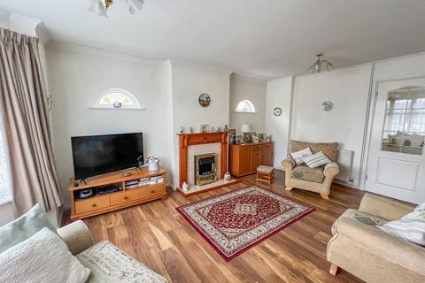 67 Cornhill Avenue, Hockley, SS5 5BY