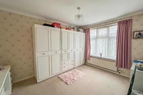 67 Cornhill Avenue, Hockley, SS5 5BY
