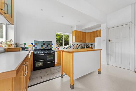 31 Link Lane, Wallington, SM6 9EA