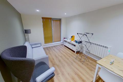 2 bedroom flat to rent, 40 Ropewalk Court, City Centre, Nottingham, NG1 5AB