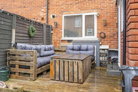 21 Rushen Walk, Carshalton, SM5 1PY