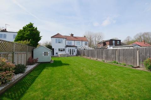 43 Court Road, Orpington, BR6 0PW