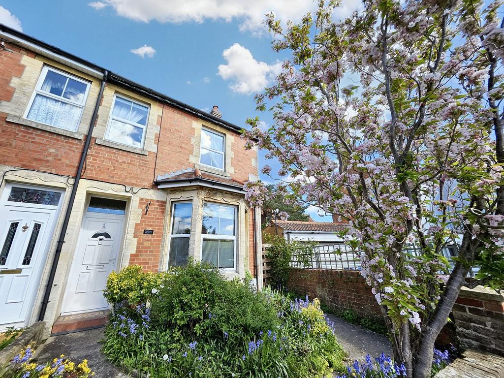 Trowbridge, Trowbridge BA14 2 bed semidetached house for sale £300,000