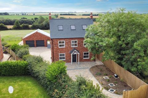 5 bedroom detached house for sale, Mill Lane, Burgh-on-bain LN8 6JZ