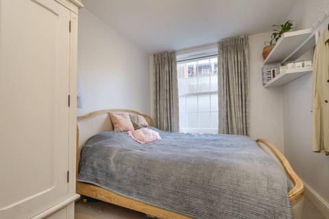 2 bedroom flat to rent, Watson House, Brixton, London, SW2