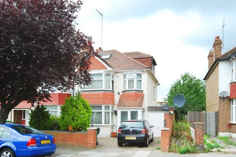 3 bedroom house to rent, Huxley Gardens, Ealing, London, NW10