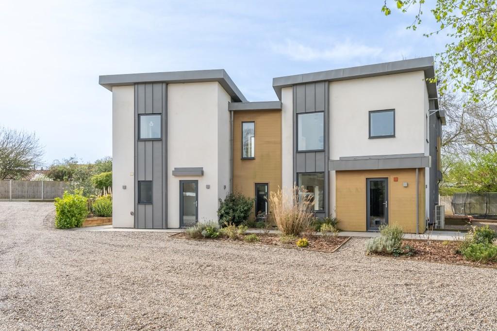 Acle 6 bed detached house for sale £1,500,000