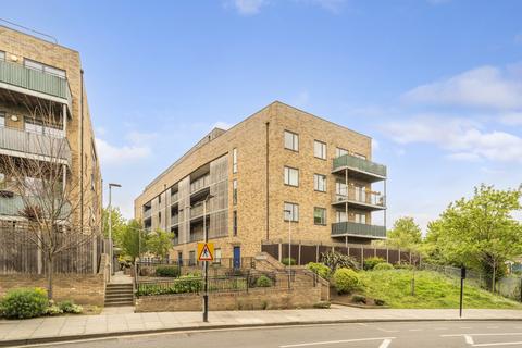 2 bedroom flat for sale, Duckham Court, 8 Nauticus Walk, London