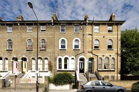 2 bedroom maisonette to rent, South Villas, Camden, London