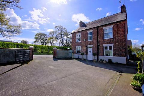 4 bedroom detached house for sale, Iveshead Road, Shepshed