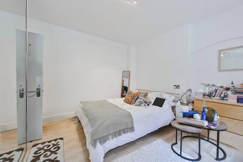 3 bedroom flat for sale, Salisbury Street, St John's Wood, London, NW8