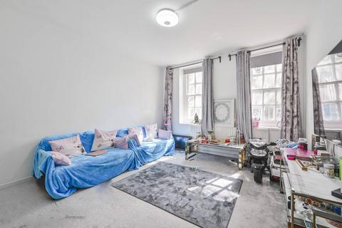 3 bedroom flat for sale, Lilestone House, Frampton Street, St John's Wood, London, NW8