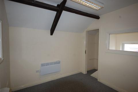 Property to rent, Office And Stores To The Rear Of 162 New Road, Skewen, Neath, SA10 6HD