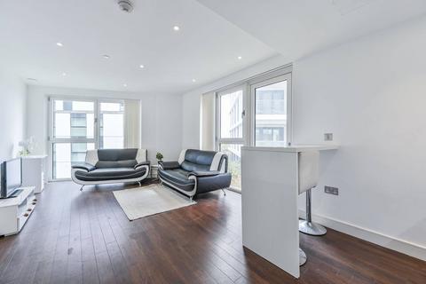 1 bedroom flat to rent, Wandsworth Road, Nine Elms, London, SW8