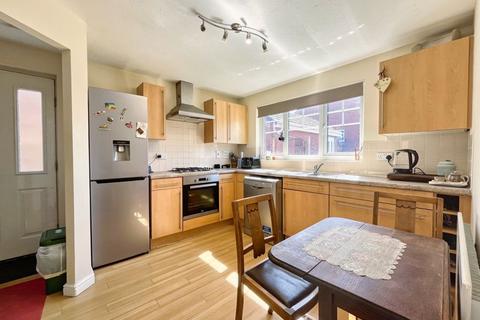 16 May Drew Way, Neath, SA11 2HX