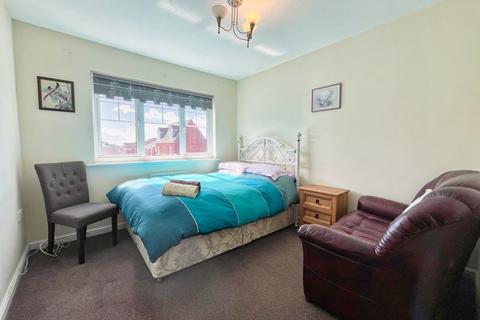 16 May Drew Way, Neath, SA11 2HX