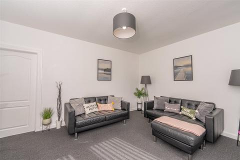 2 bedroom flat for sale, 49/1 Restalrig Square, Edinburgh, EH7