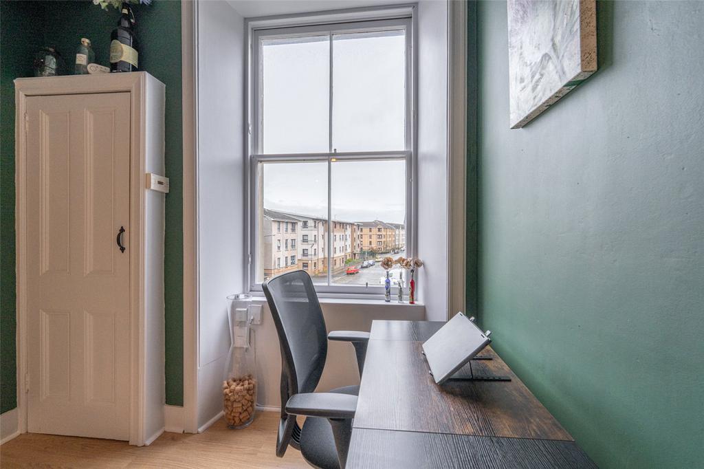 Dining Area Alt