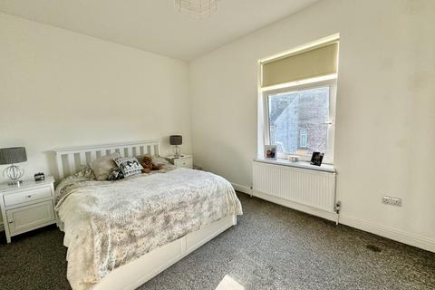 1 bedroom end of terrace house for sale, Allen Croft, Birkenshaw, BD11