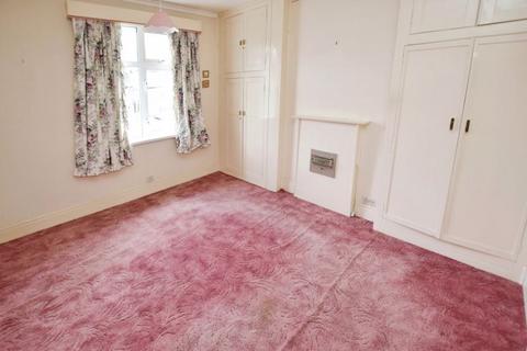77 Broadway, Exeter, EX2 9LY