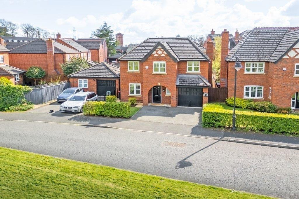 Warren Lane, Upton Grange, Upton... 4 bed detached house for sale £