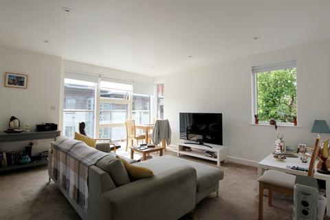 2 bedroom penthouse for sale, Deeside Court, Dee Hills Park, Chester, CH3