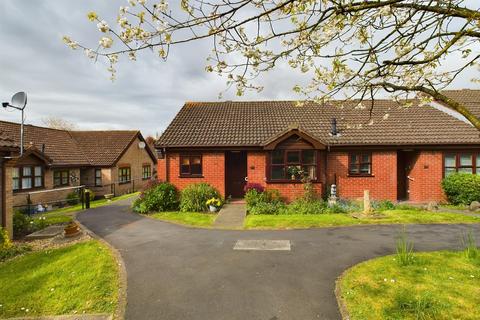 2 bedroom terraced bungalow for sale, Holly Green, Burton-on-Trent